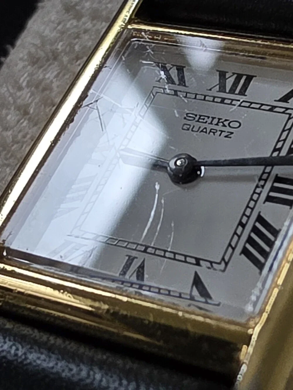 VTG Seiko 2Y00 5479 Gold Tone White Dial Roman Numeral 17mm Tank Watch WORKS